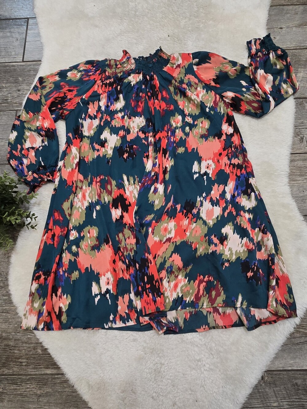Umgee Green Floral Abstract Mock Neck Flowy Boho Watercolor Flowy Mini-Dress, S